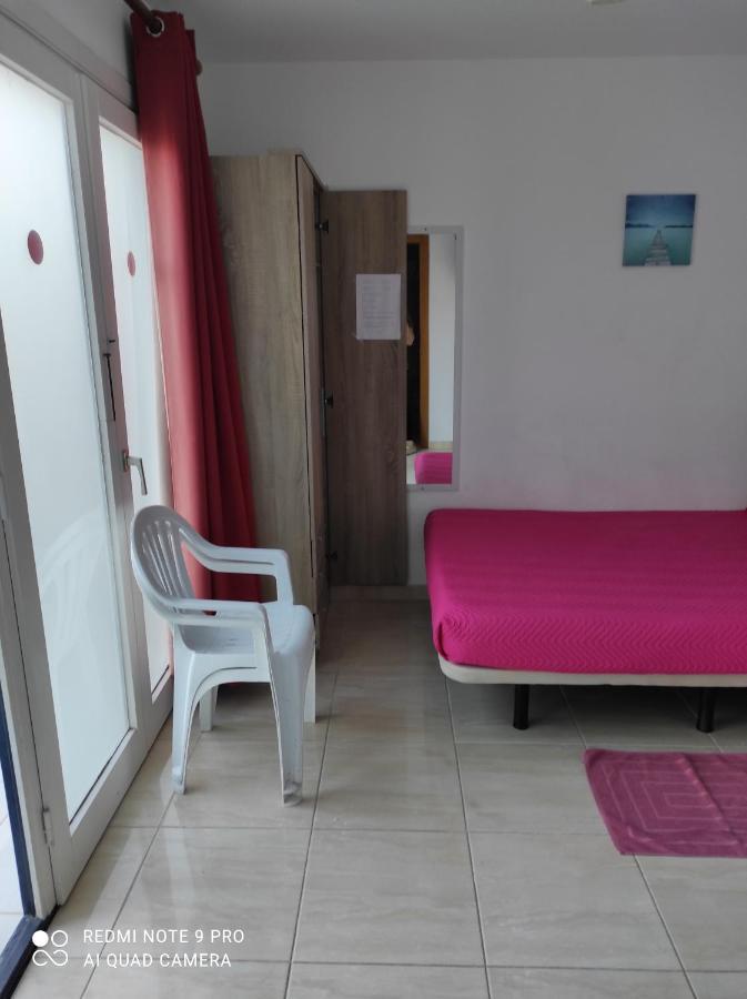 Alojamiento Playa Centro Corralejo 17 Bagian luar foto